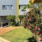 Multiparque Hplus Long Stay
